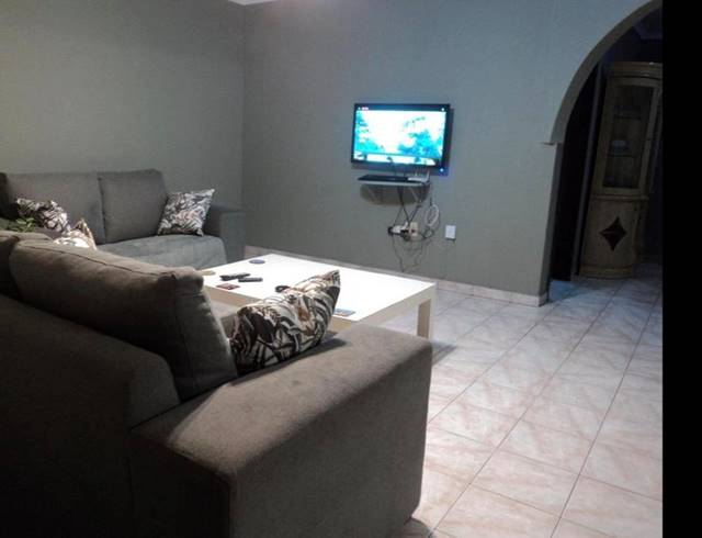 4 BEDROOM PROPERTY TO RENT IN BLUFF